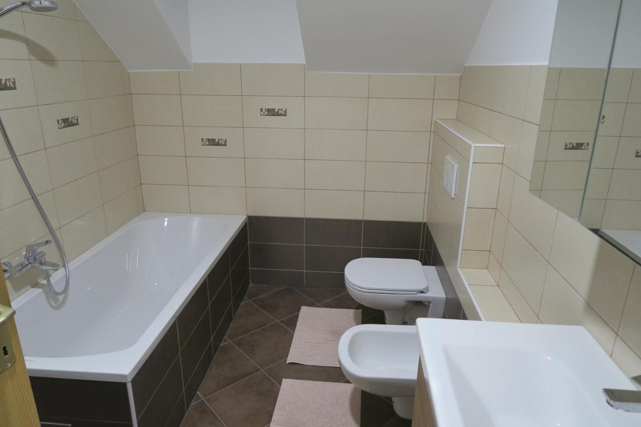 Rooms For Rent In Lubiana Esterno foto