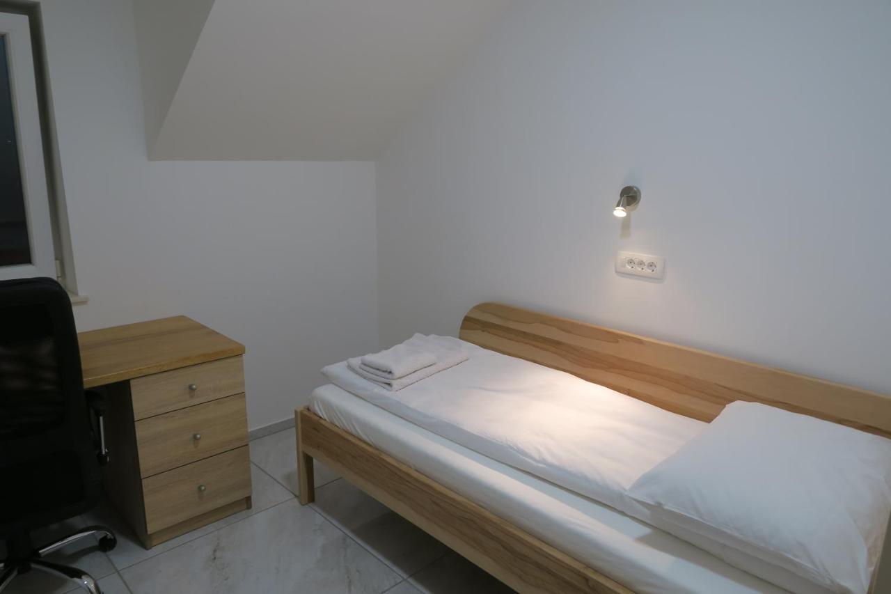 Rooms For Rent In Lubiana Esterno foto